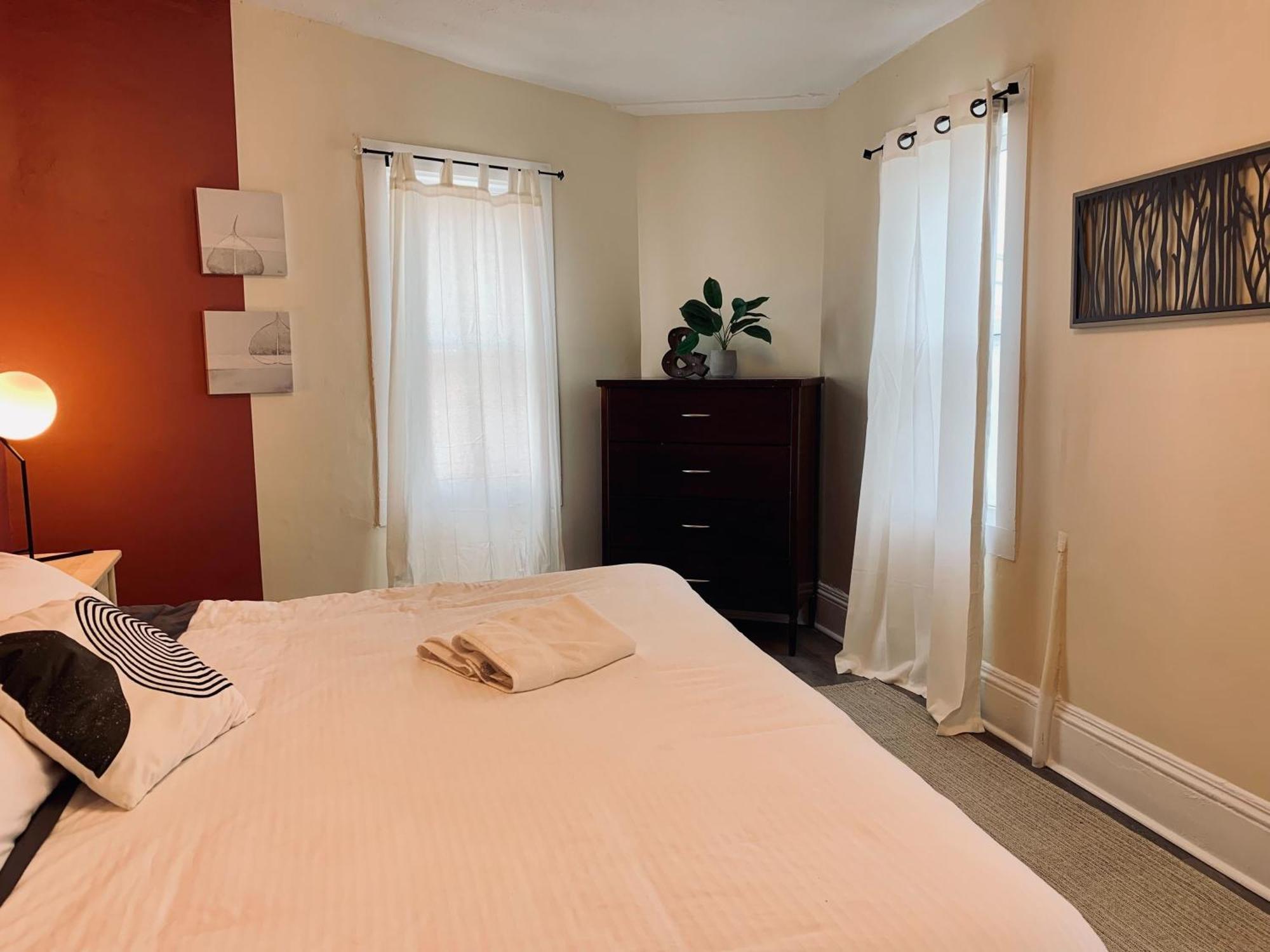 New Cozy& Stylish 2-Bdrm, Close To Downtown, Unit #3 Daire Halifax Dış mekan fotoğraf