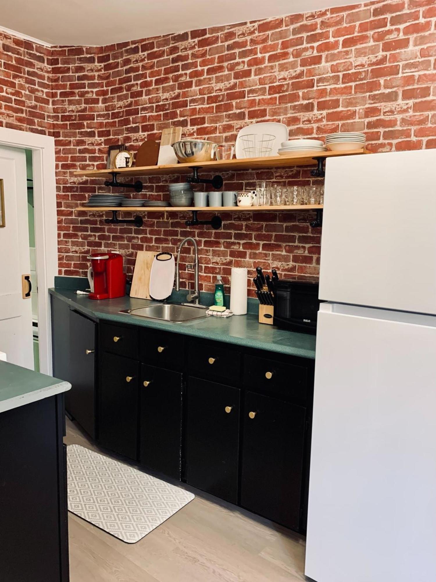 New Cozy& Stylish 2-Bdrm, Close To Downtown, Unit #3 Daire Halifax Dış mekan fotoğraf